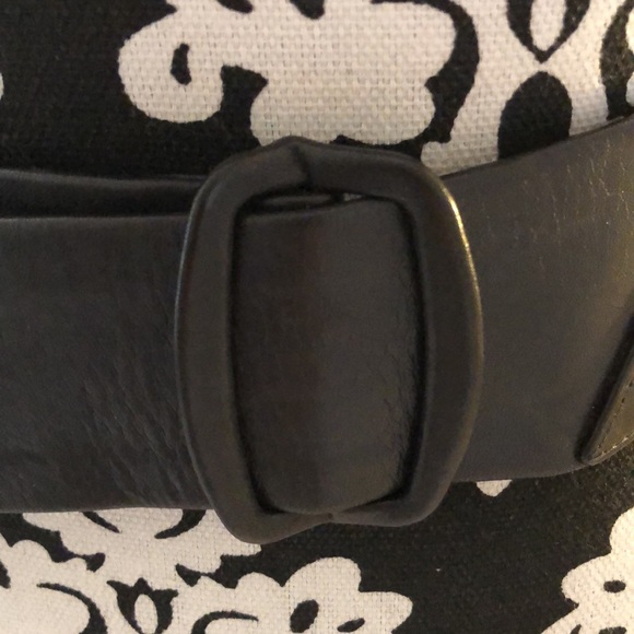 ⭐️ Vintage Salena’s Collection 1989 Wide Waist Super-heroine Curvy Belt - Picture 5 of 15